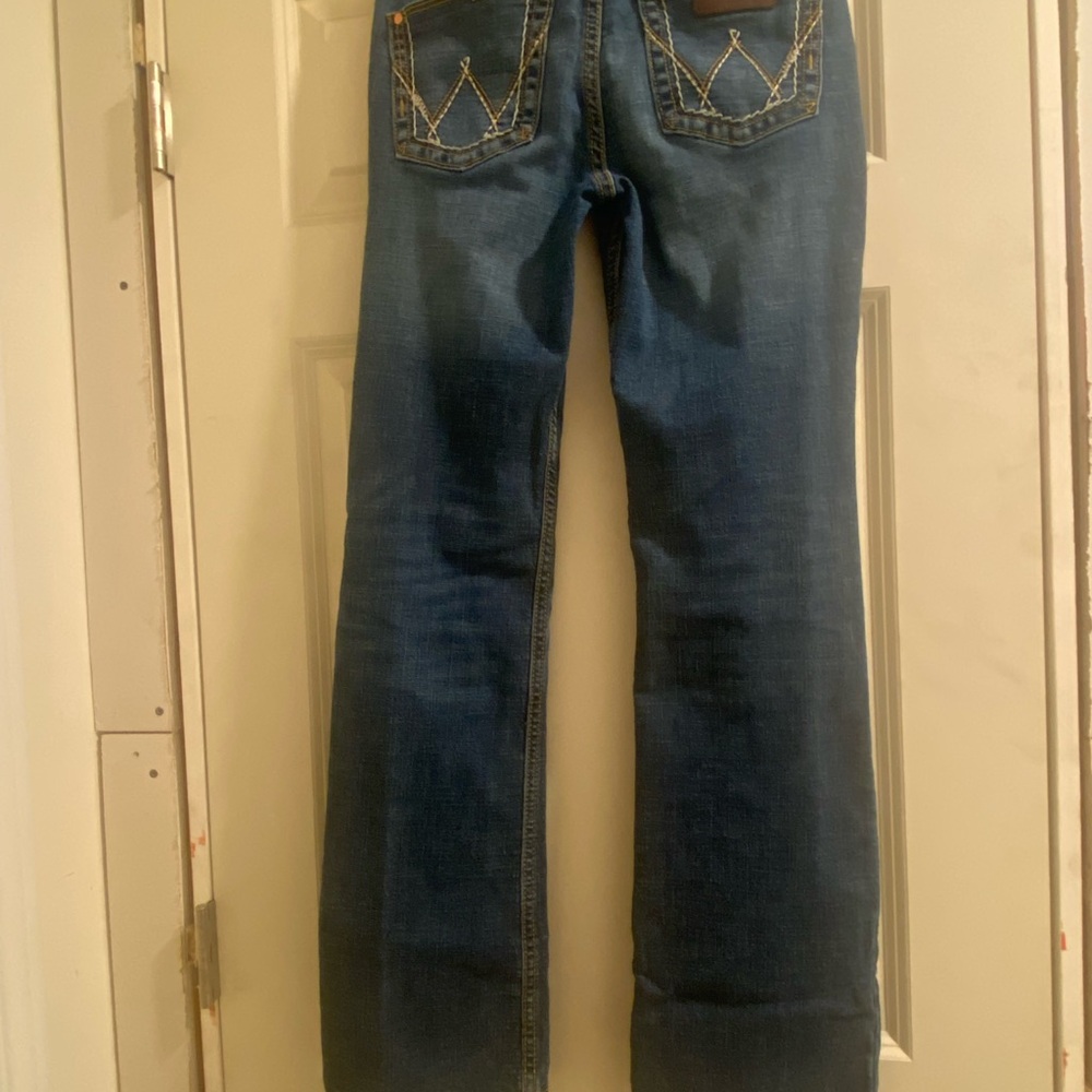 Women's wrangler Blue Jeans 5/32